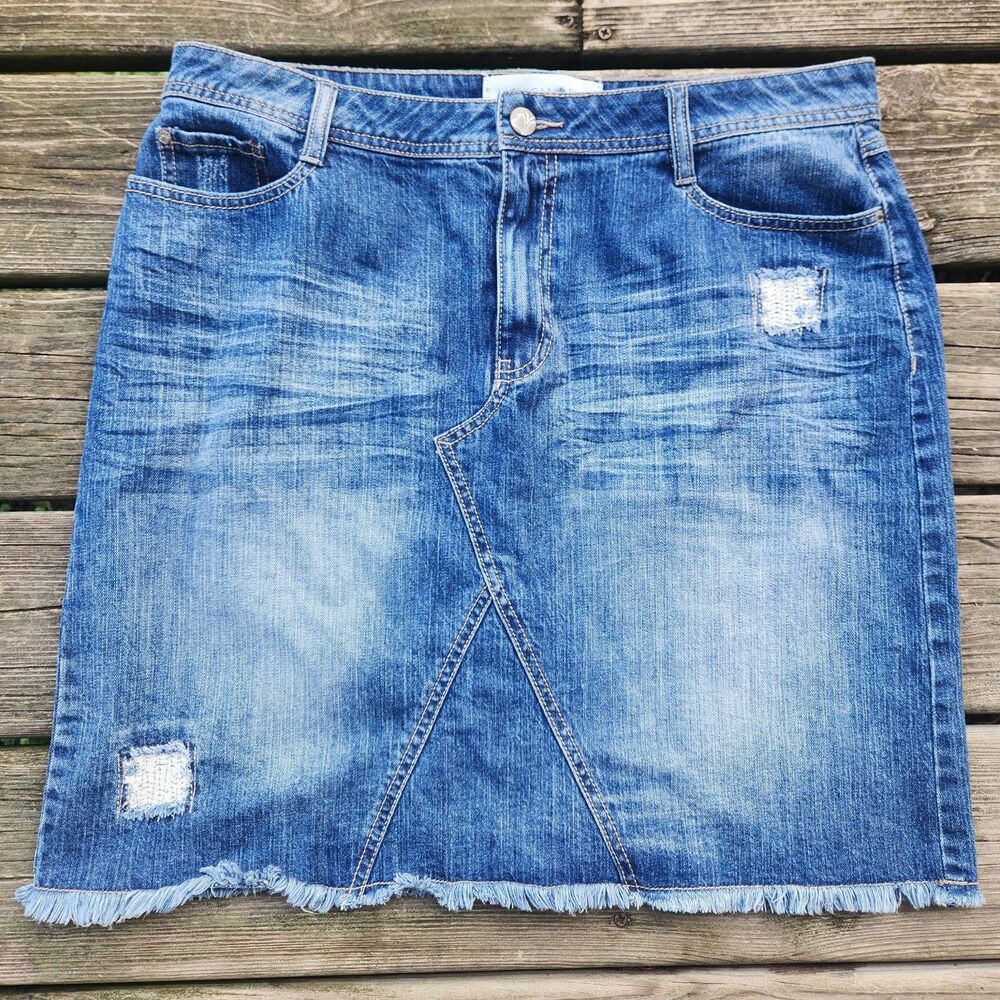 Vintage Y2K Fashion Bug Denim Mini Skirt Distressed Frayed Hem Low Rise Jean...